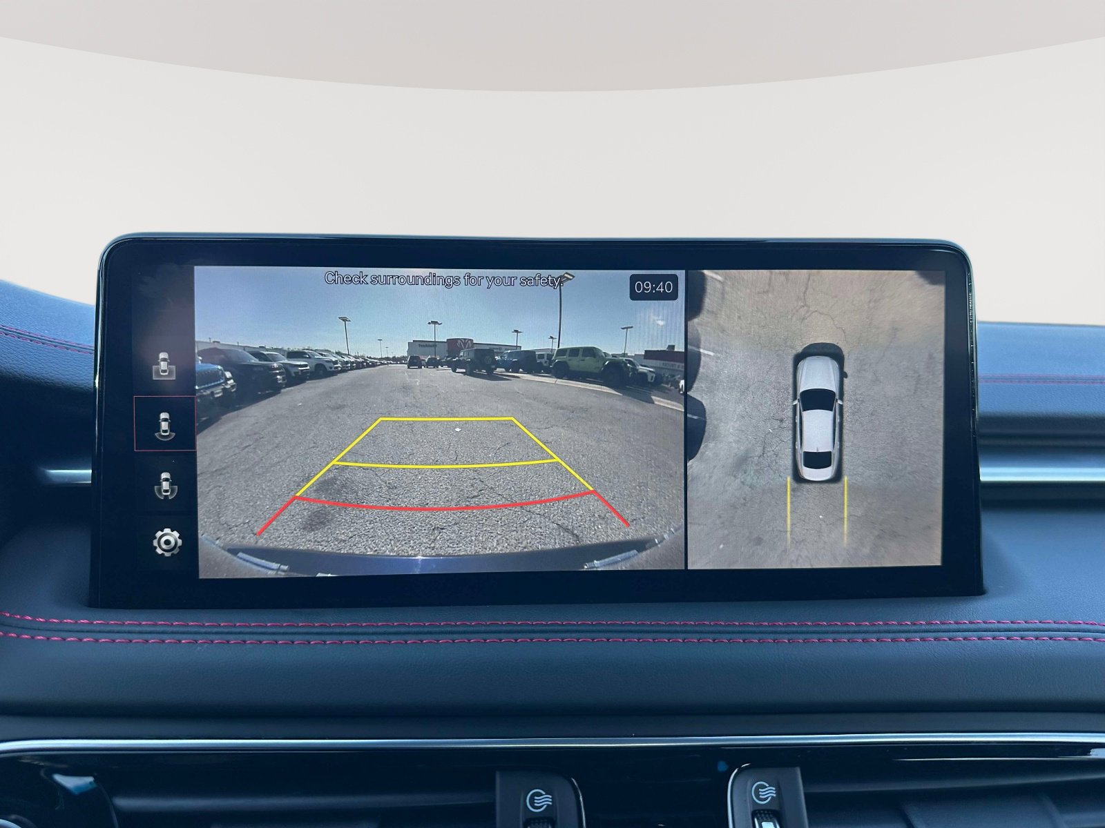 Used 2023 Genesis G70 3.3T w/ Sport Prestige Package image 13