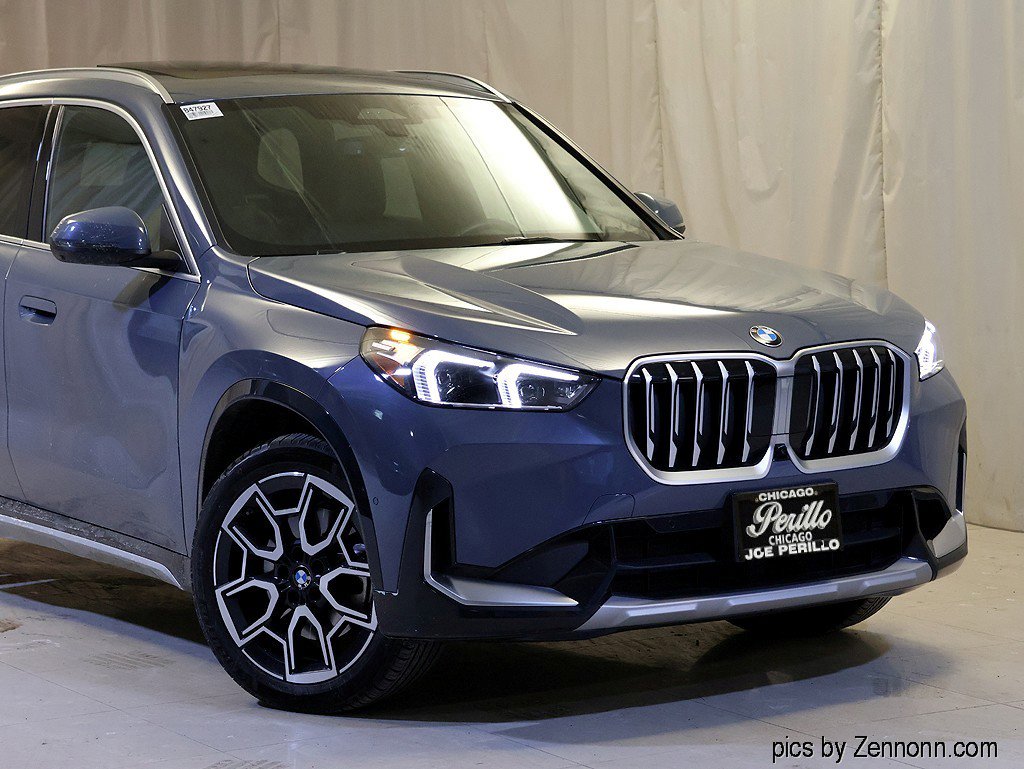 Used 2025 BMW X1 xDrive28i w/ Premium Package image 2