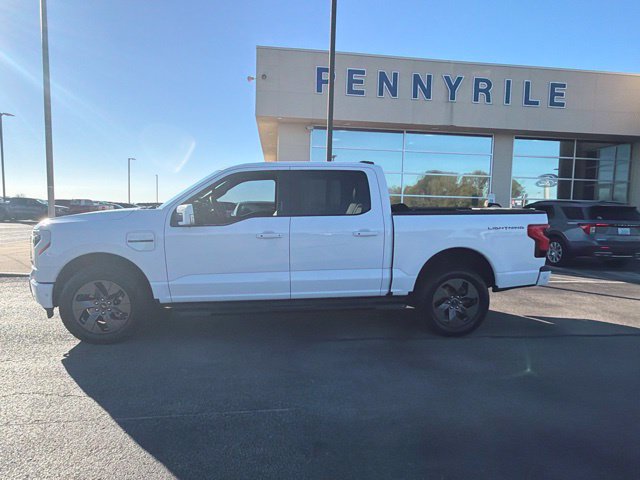 Used 2022 Ford F150 Lightning Lariat w/ Equipment Group 511A High AWD/4WD image 9