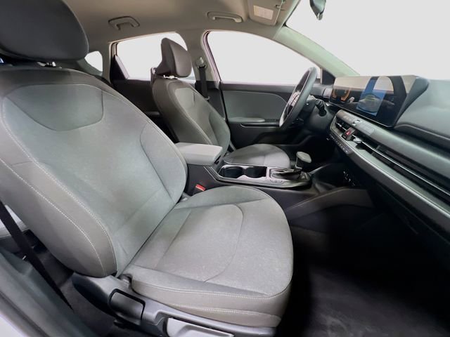 Certified 2025 Kia K4 LXS image 27