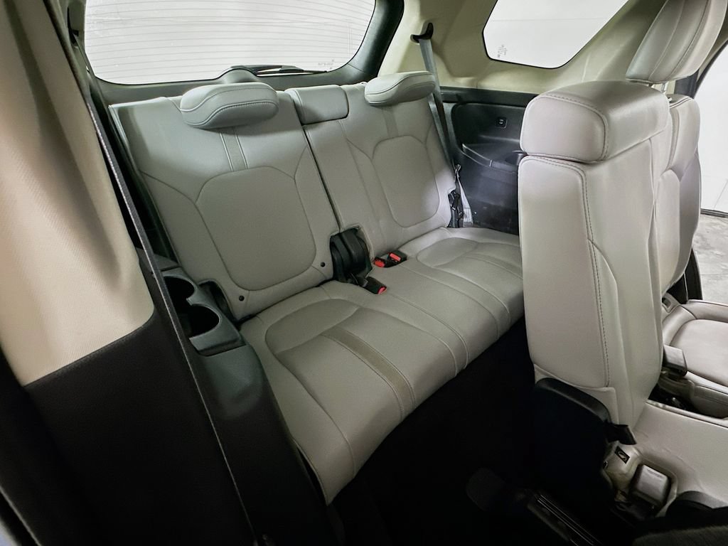 Used 2024 Honda Pilot EX-L image 13