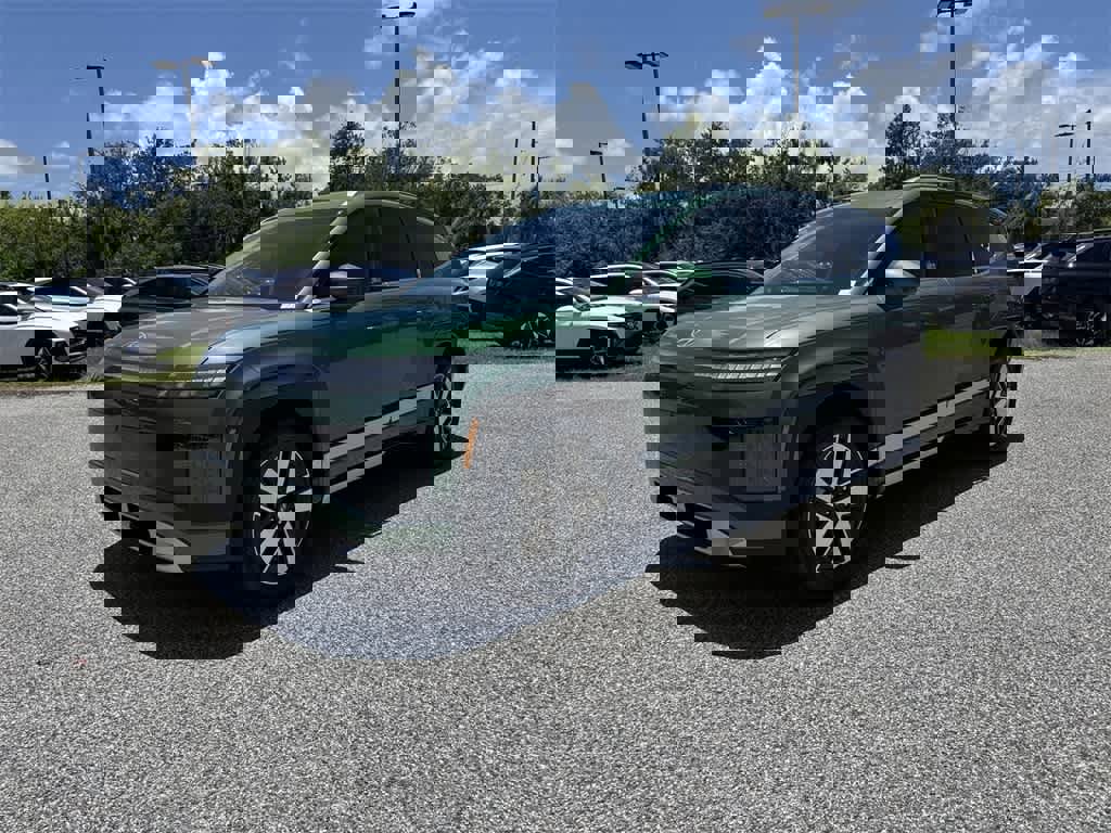 New 2026 Hyundai Ioniq 9 SEL image 2