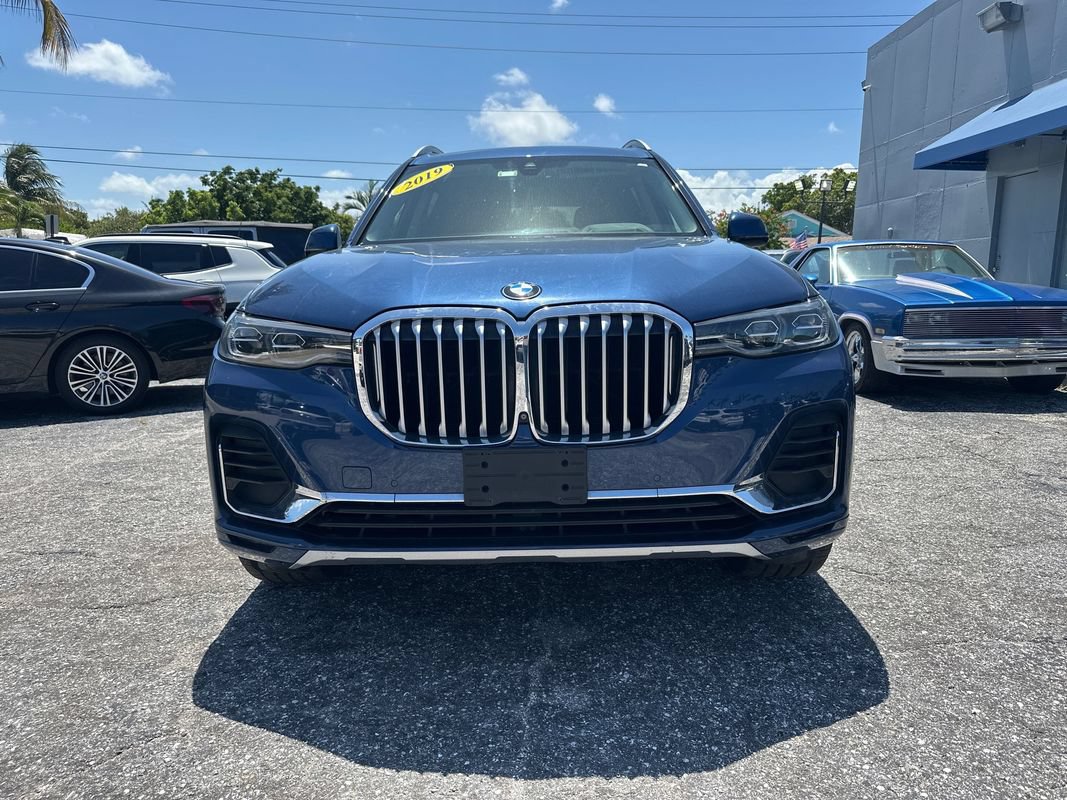 Used 2019 BMW X7 xDrive40i w/ Premium Package AWD/4WD image 5