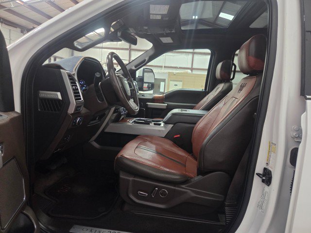 Used 2018 Ford F350 King Ranch w/ King Ranch Ultimate Package AWD/4WD image 6