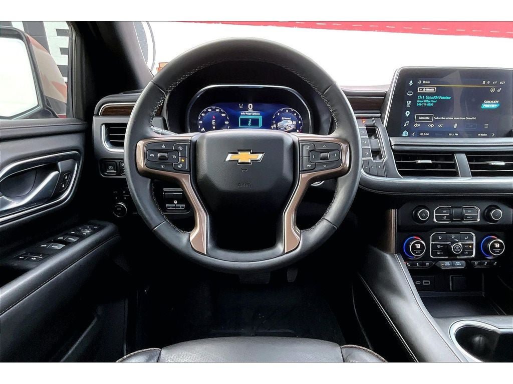 Used 2024 Chevrolet Suburban High Country AWD/4WD image 6