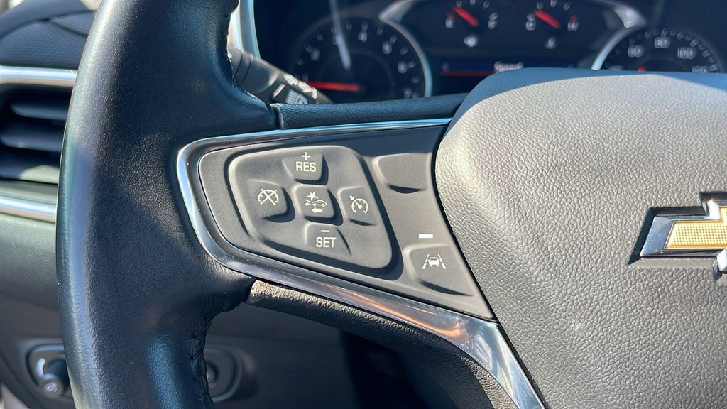 Used 2021 Chevrolet Equinox Premier w/ LPO, Hit The Road Package FWD image 22