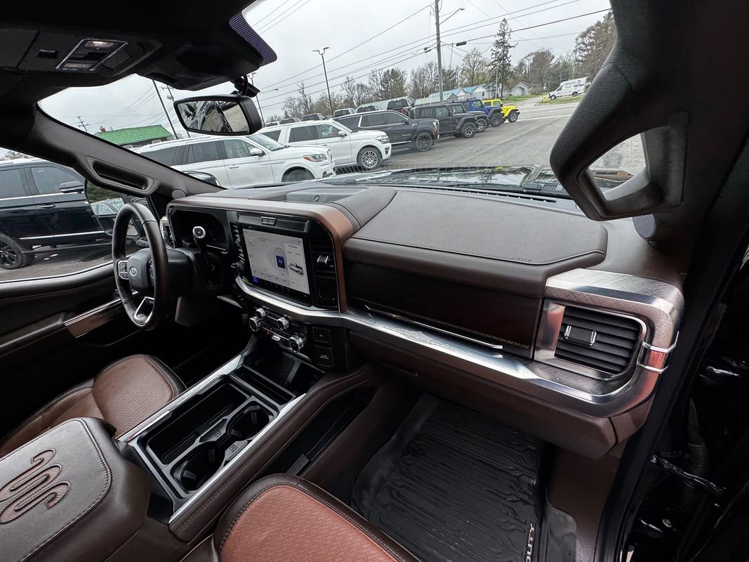 Used 2025 Ford F250 King Ranch w/ Tremor Off-Road Package AWD/4WD image 31