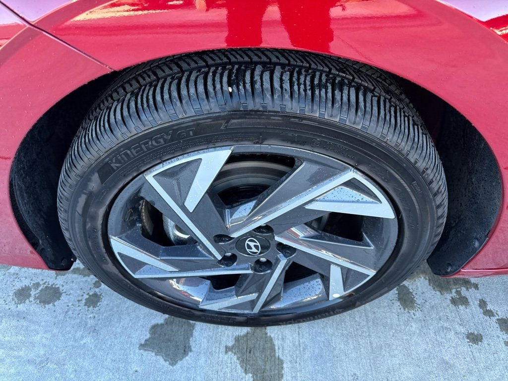 New 2025 Hyundai Elantra SEL image 21