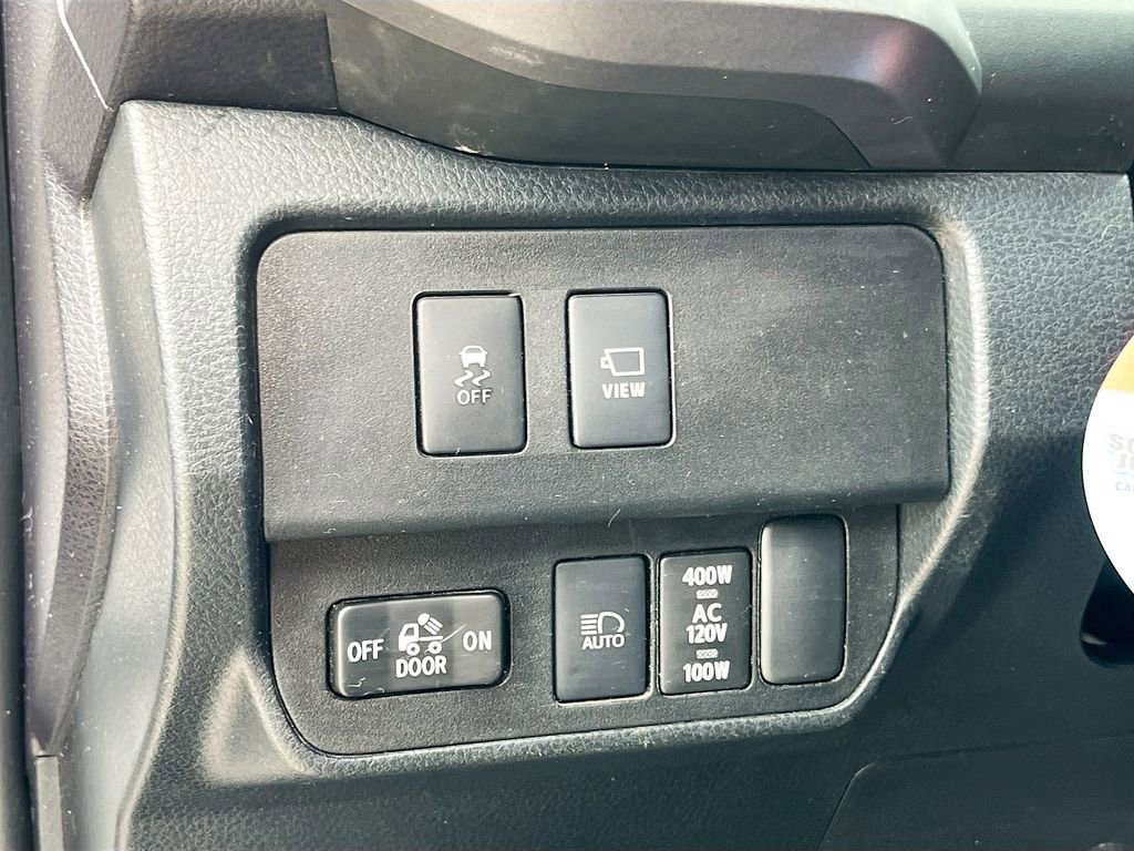 Used 2020 Toyota Tacoma TRD Pro AWD/4WD image 10