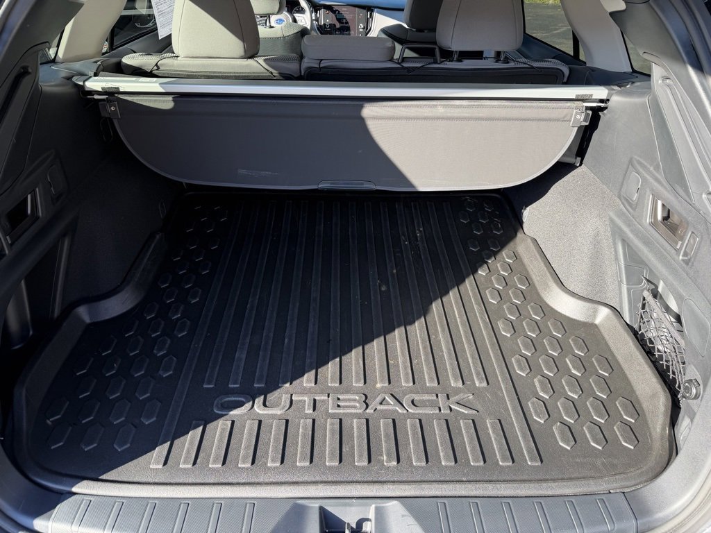 Used 2025 Subaru Outback Premium w/ Popular Package #1 image 33