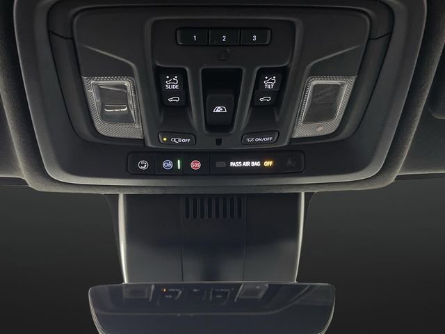 Used 2022 GMC Sierra 1500 AT4X image 30