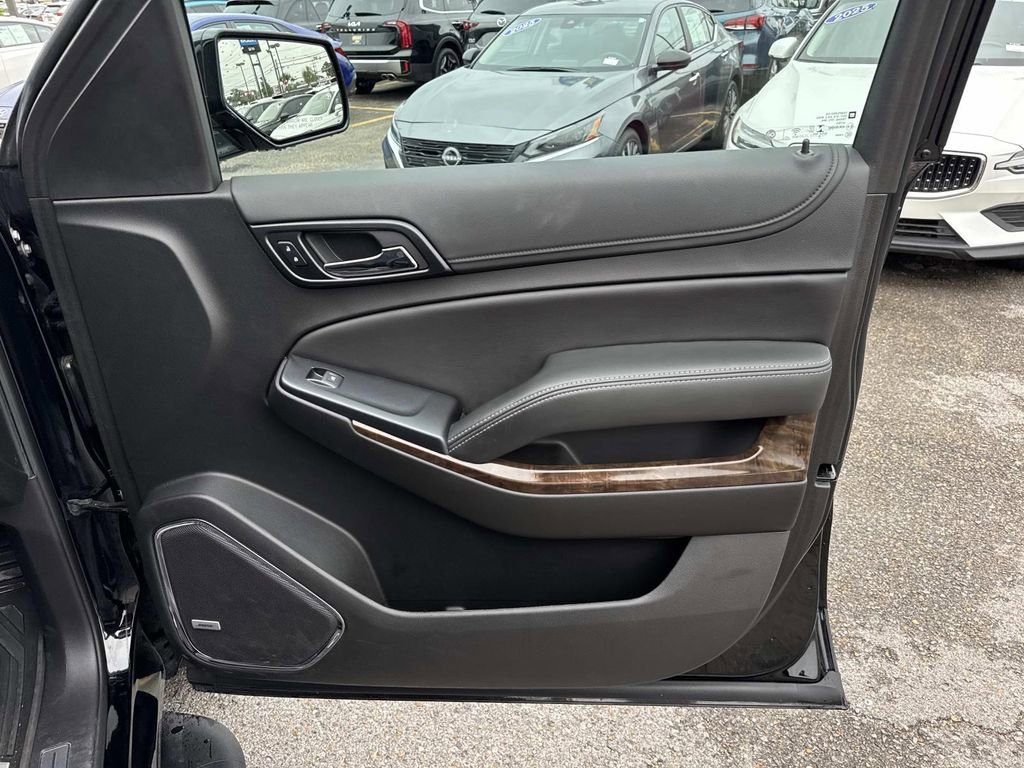 Used 2018 Chevrolet Suburban LT AWD/4WD image 14