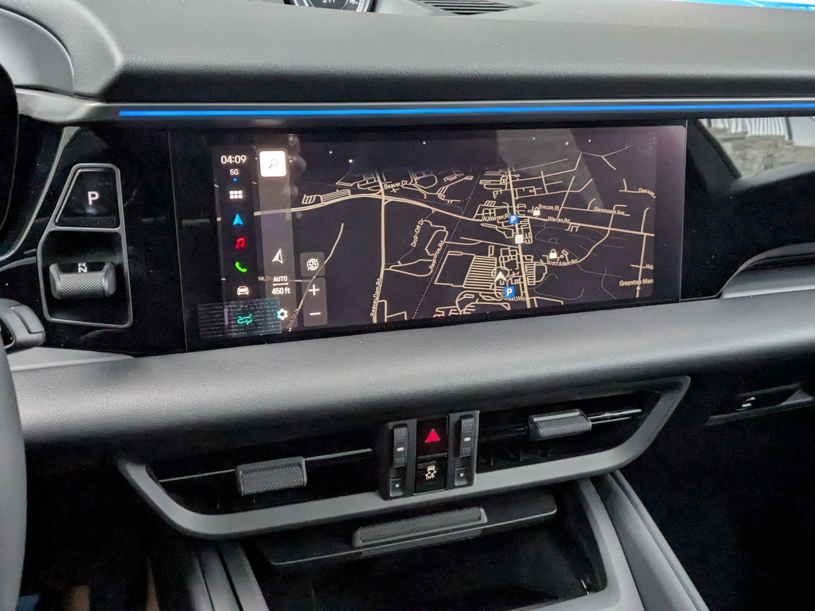 New 2025 Porsche Macan 4 Electric AWD/4WD image 20