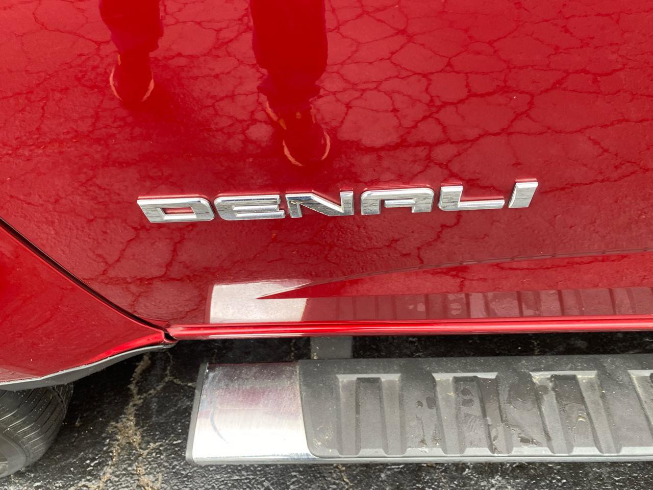 Used 2019 GMC Canyon Denali image 5