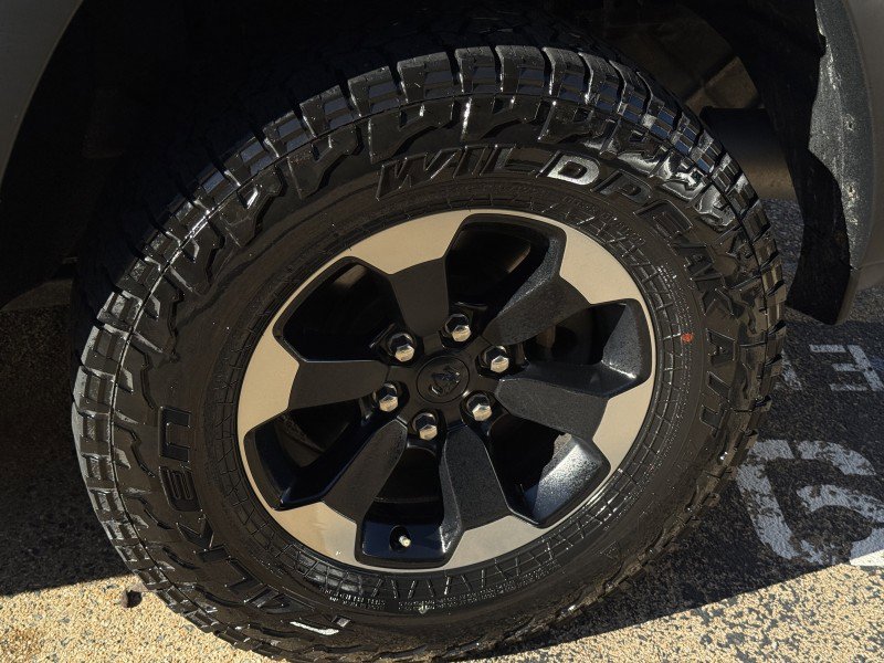 Used 2020 RAM 1500 Rebel image 30