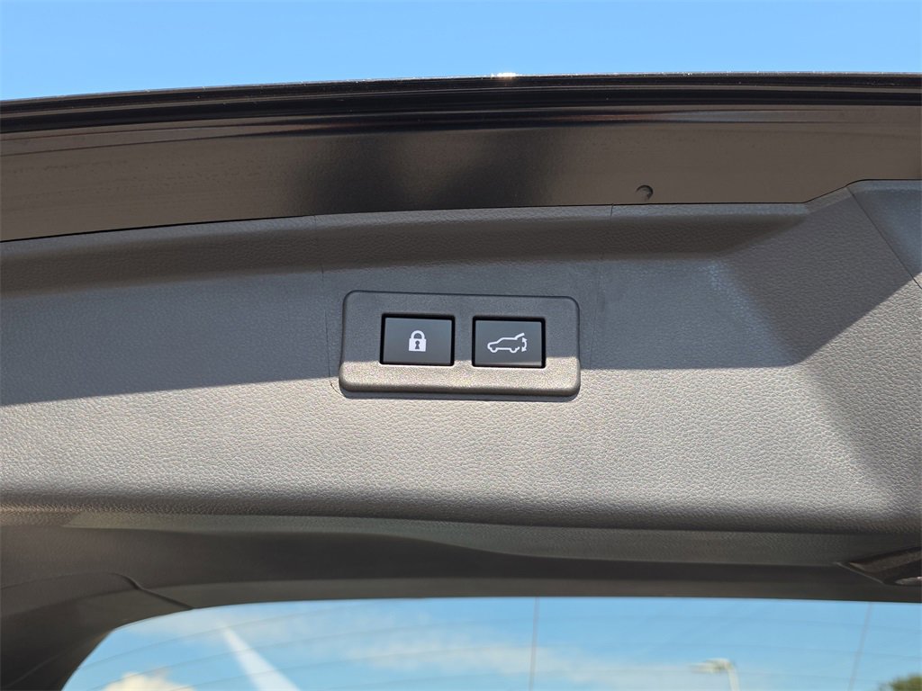 Certified 2025 Subaru Outback Limited image 37