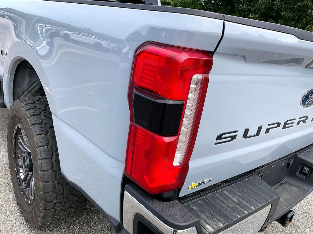 Used 2026 Ford F250 Lariat w/ Lariat Ultimate Package AWD/4WD image 32