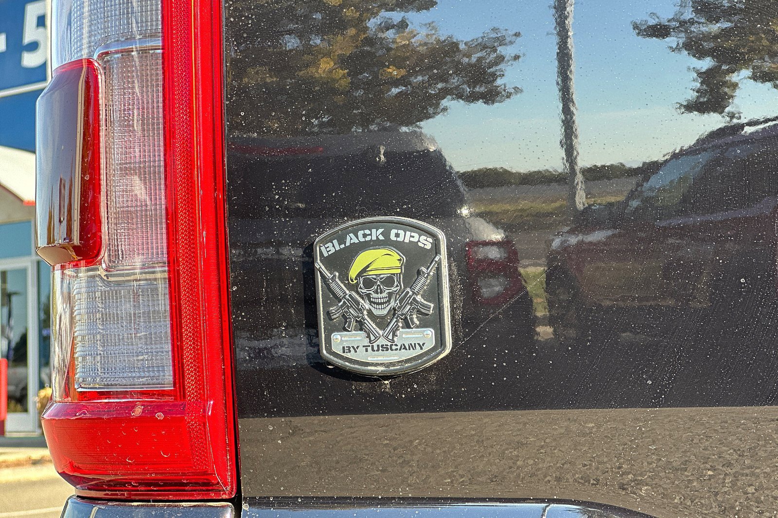 New 2023 Ford F150 Lariat w/ Equipment Group 502A High image 22