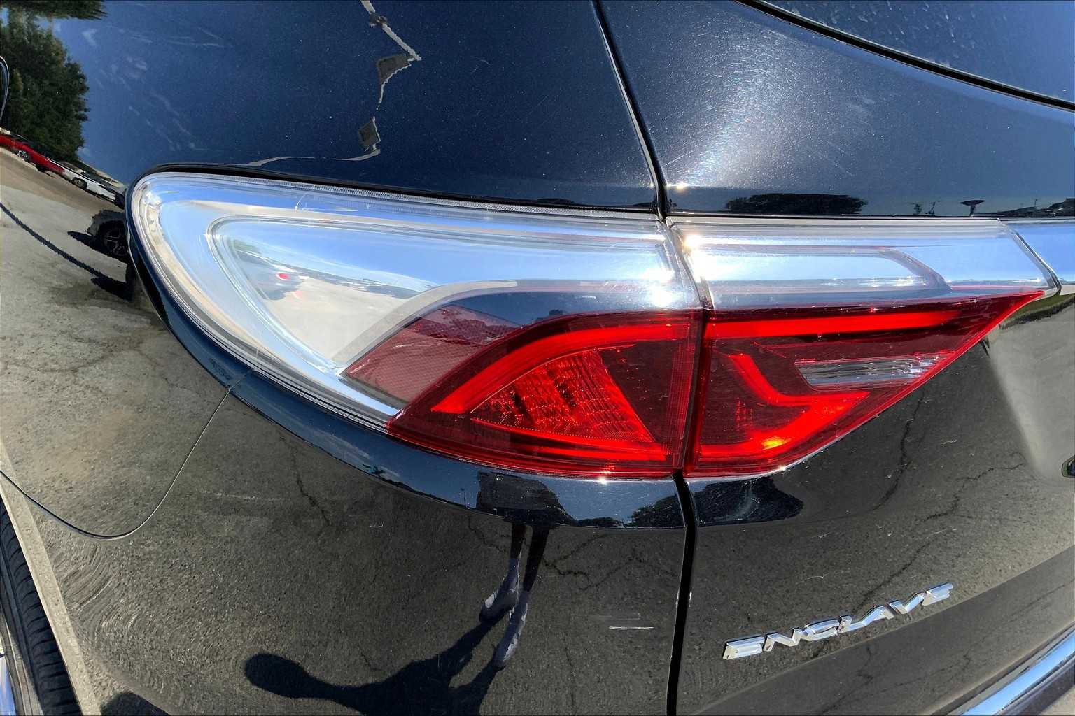 Used 2024 Buick Enclave Premium image 45