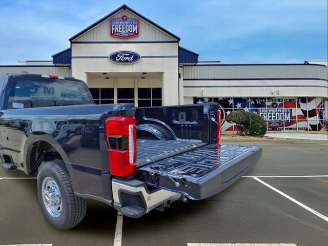 New 2025 Ford F250 XL w/ 360-Degree Camera Package RWD image 23