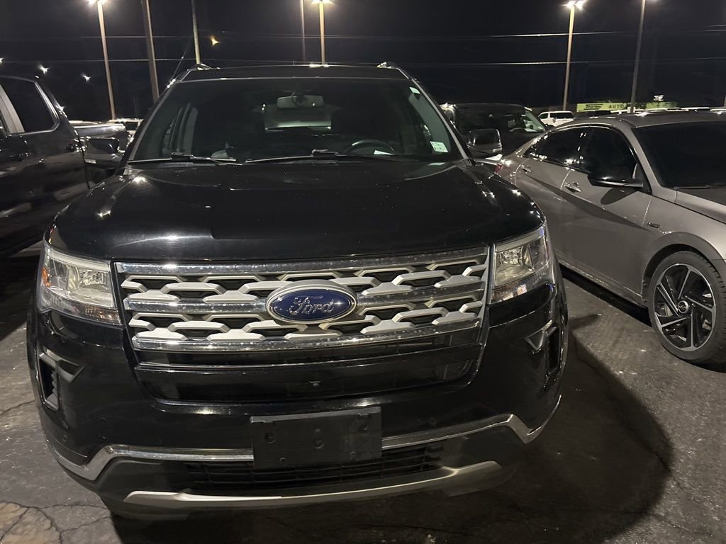 Used 2018 Ford Explorer Limited image 7