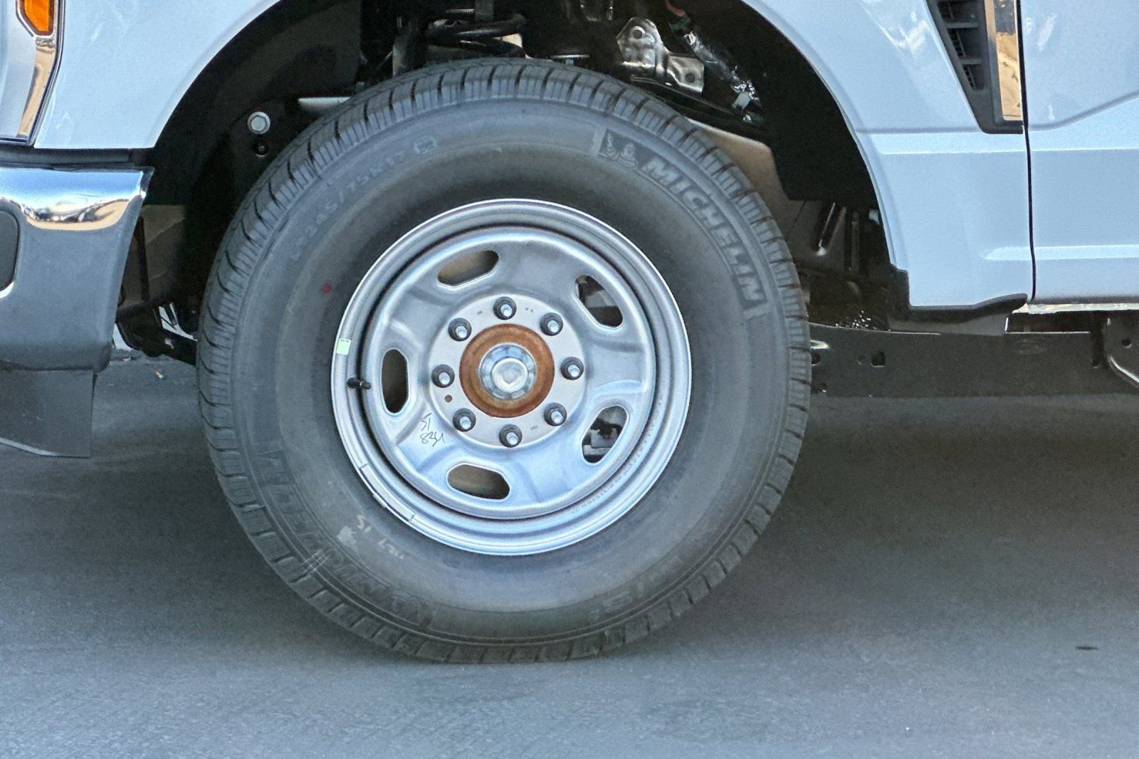 New 2026 Ford F250 XL w/ XL Chrome Package image 23