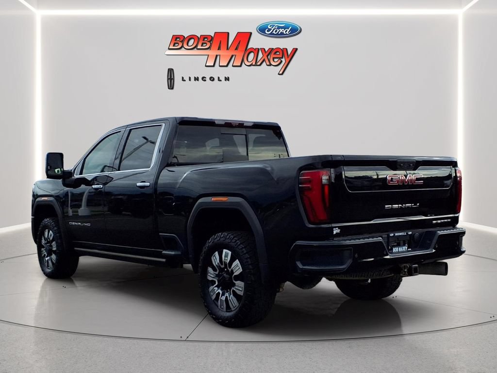Used 2024 GMC Sierra 2500 Denali w/ Denali Reserve Package AWD/4WD image 7