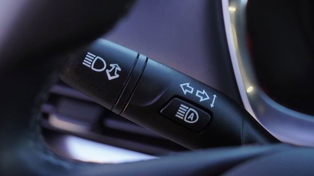 Used 2023 Chevrolet Traverse LT image 32