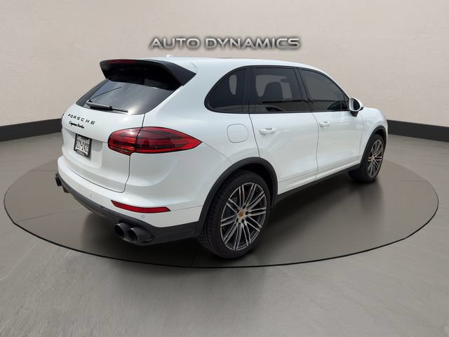 Used 2015 Porsche Cayenne Turbo AWD/4WD image 4