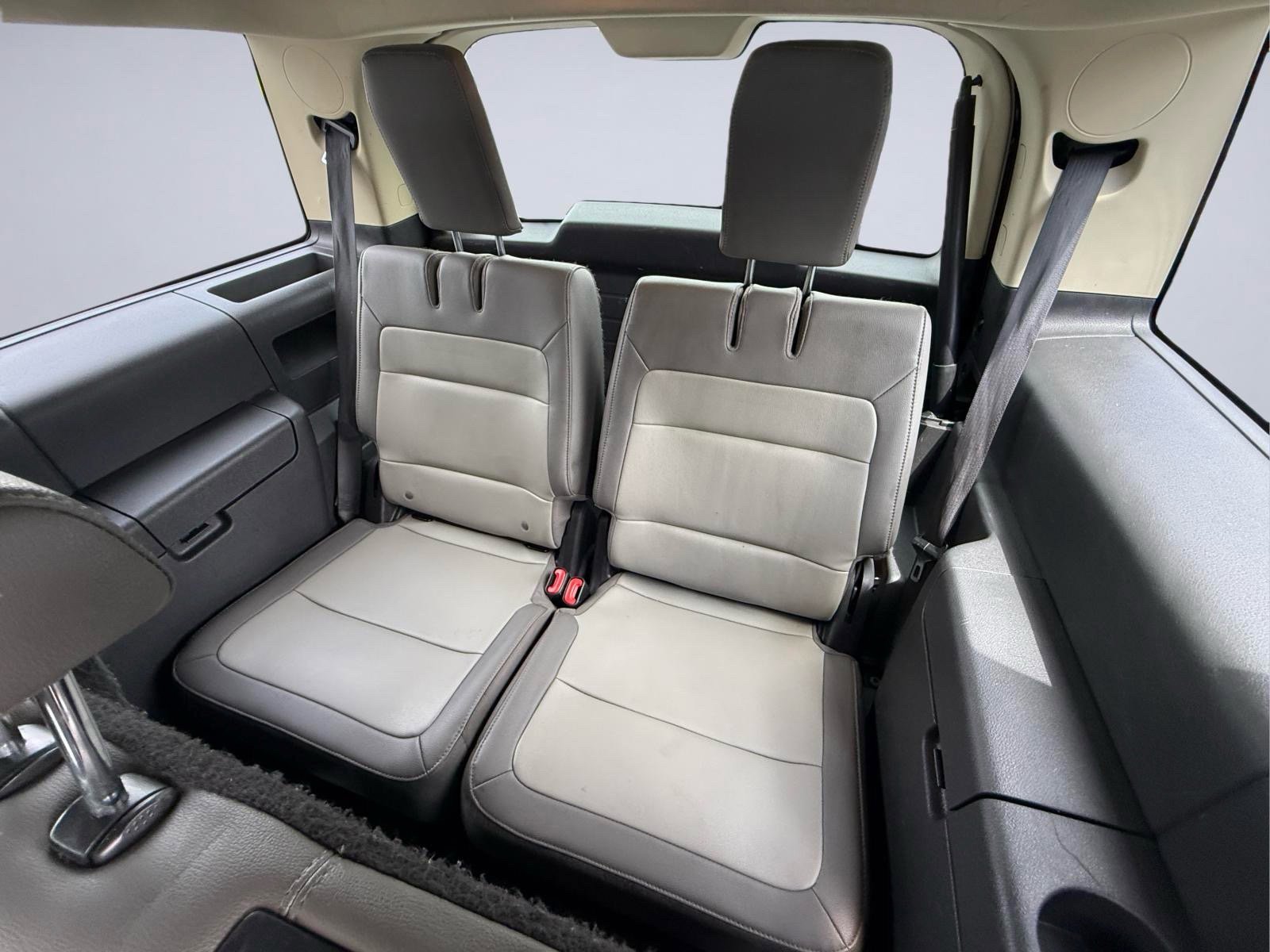 Used 2016 Ford Flex SEL w/ Equipment Group 202A FWD image 19