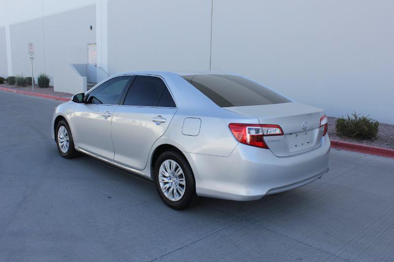 Used 2014 Toyota Camry LE FWD image 7