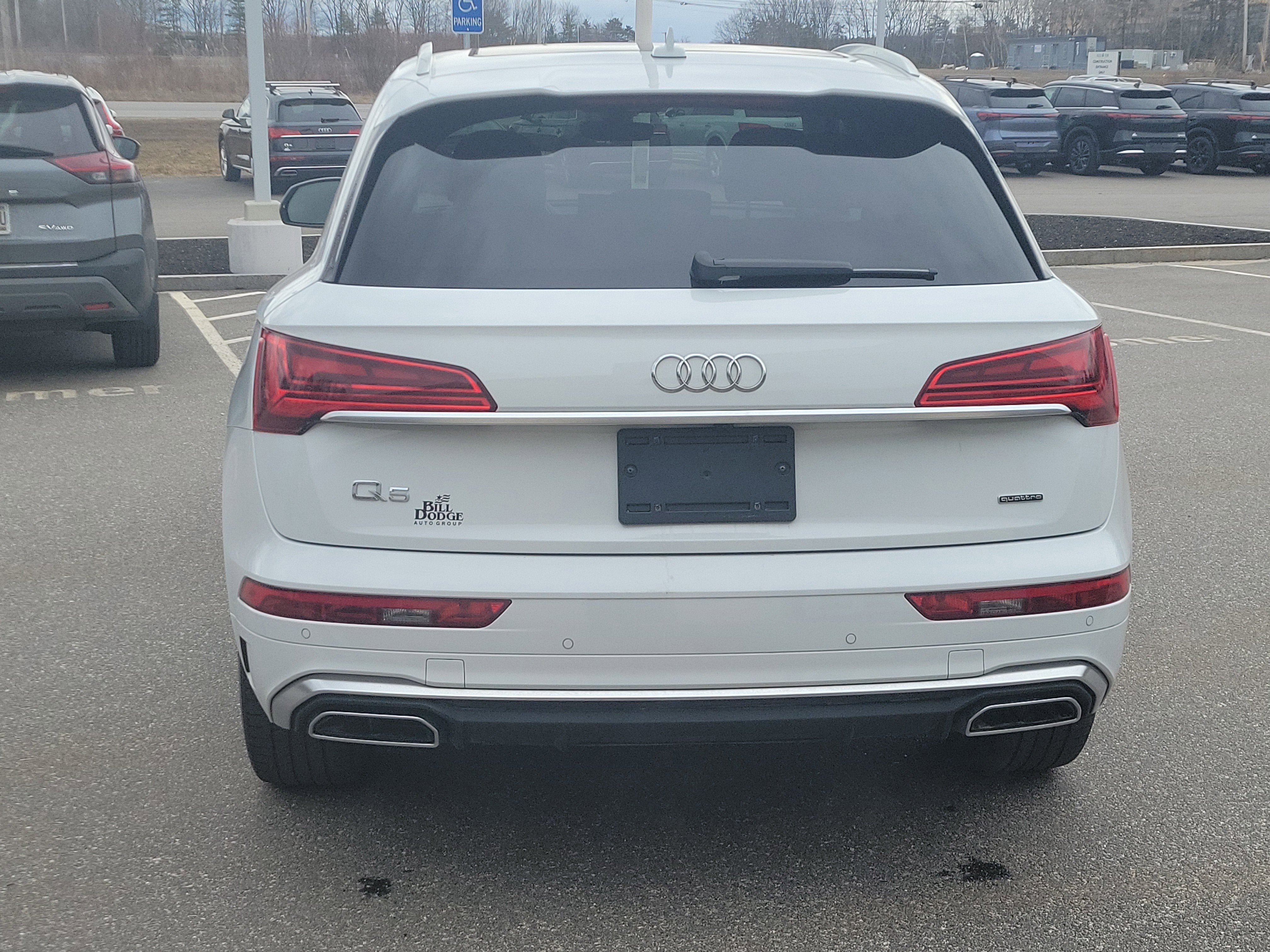 Used 2024 Audi Q5 2.0T Prestige w/ Prestige Package image 6