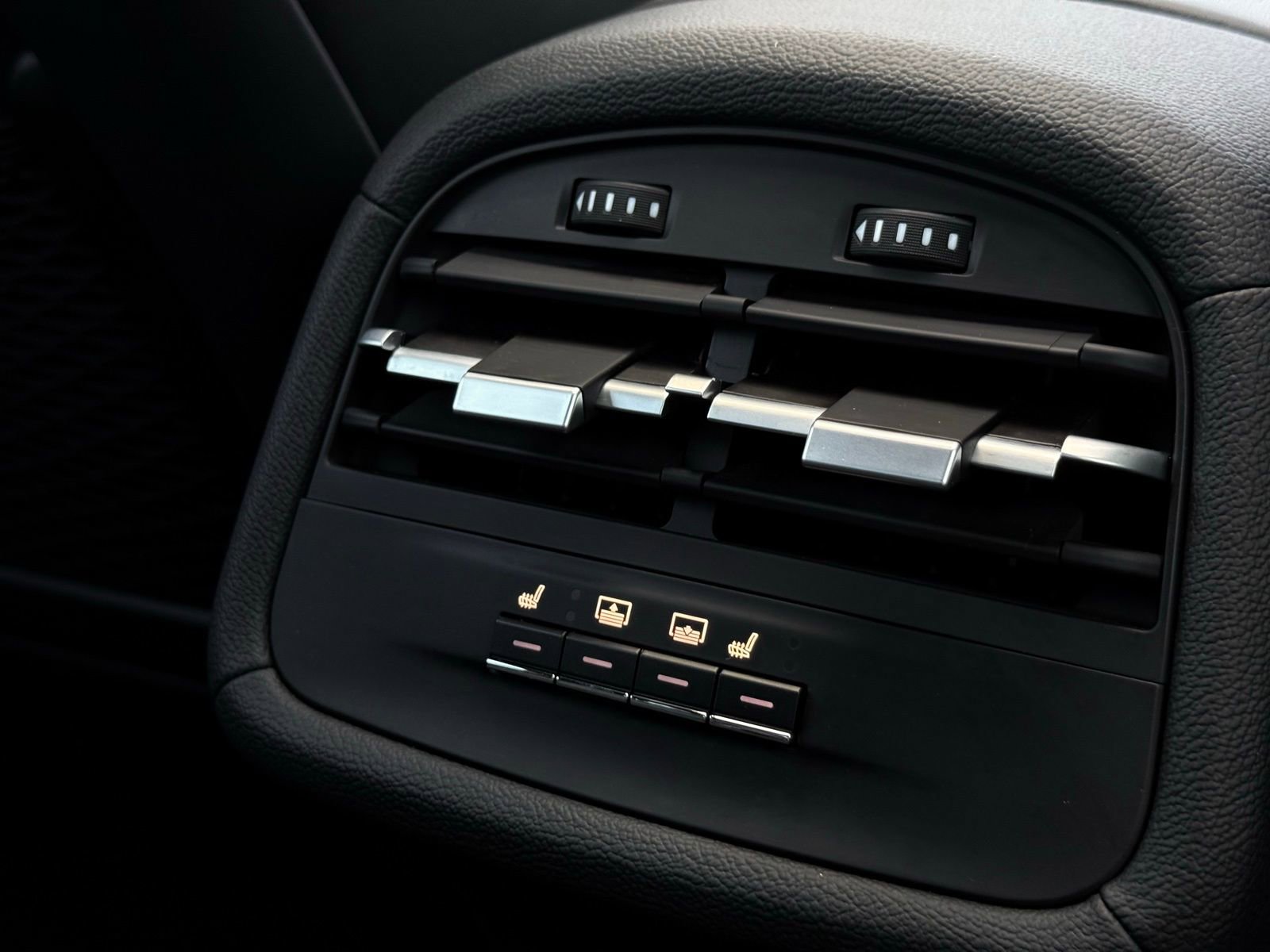 Used 2021 Maserati Ghibli Trofeo image 37