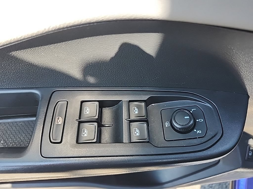 Used 2023 Volkswagen Taos SE FWD image 20
