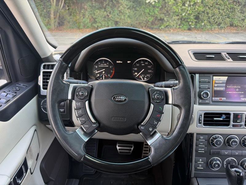 Used 2012 Land Rover Range Rover Supercharged image 27