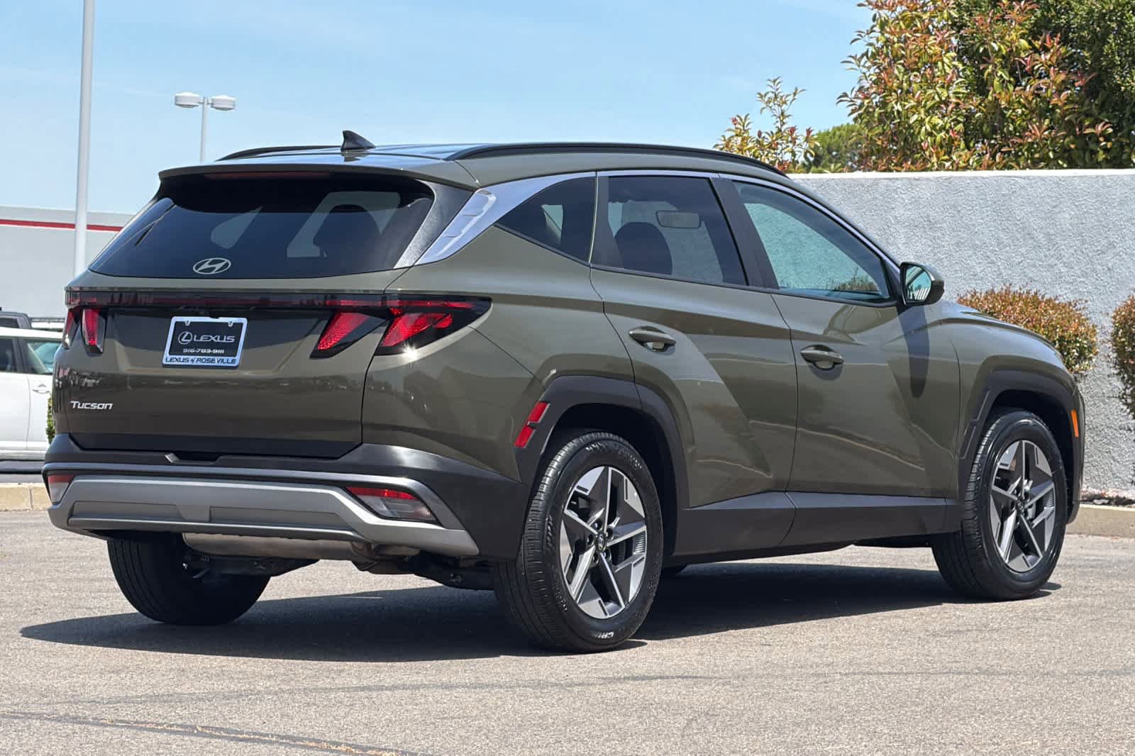 Used 2025 Hyundai Tucson SEL FWD image 2