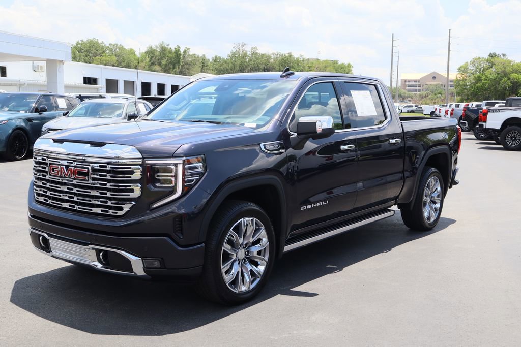 Used 2025 GMC Sierra 1500 Denali w/ Denali Reserve Package AWD/4WD image 5