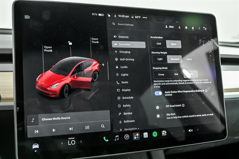 Used 2023 Tesla Model Y Long Range AWD/4WD image 27