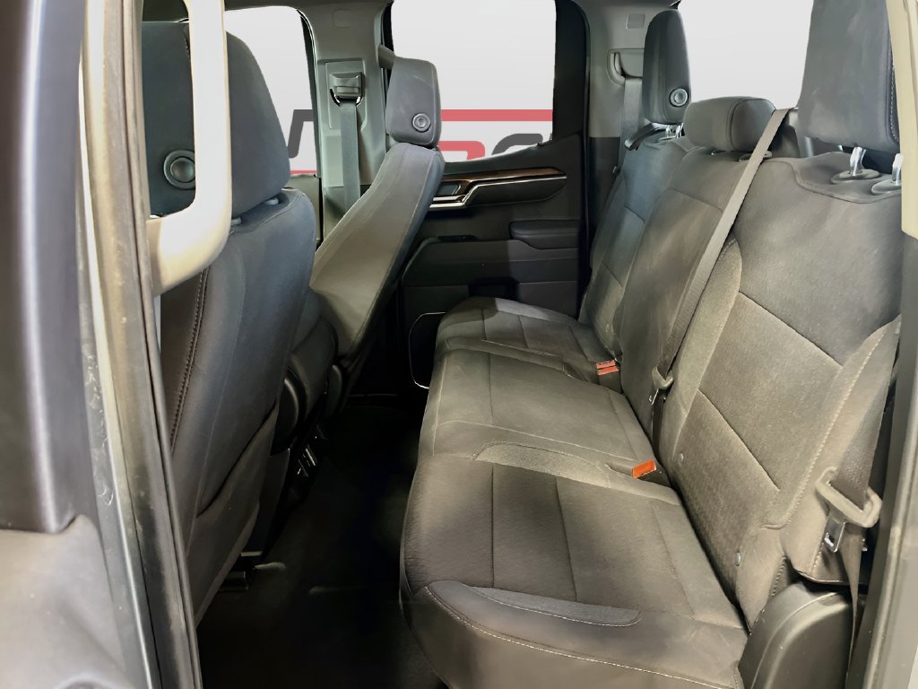 Used 2025 Chevrolet Silverado 1500 LT w/ LPO, Liner Protection Package AWD/4WD image 25