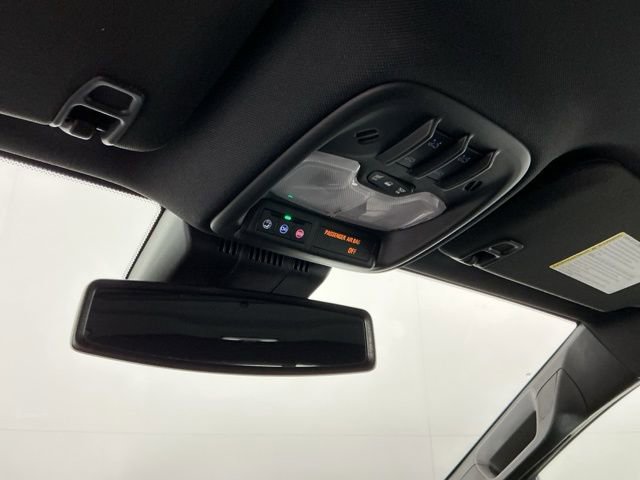 Used 2024 Chevrolet Colorado LT w/ LT Convenience Package III image 23