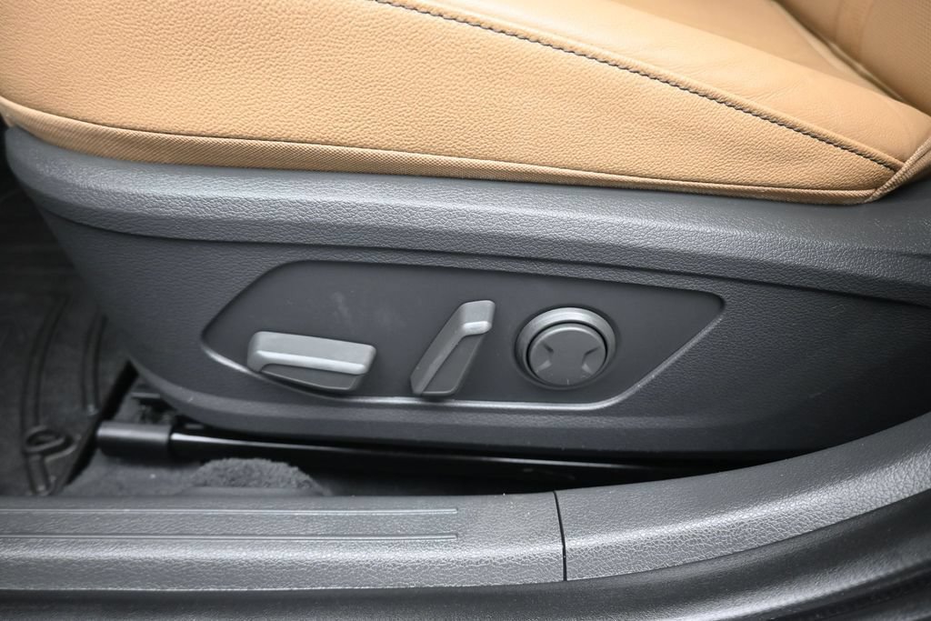 Used 2021 Hyundai Sonata Limited FWD image 13