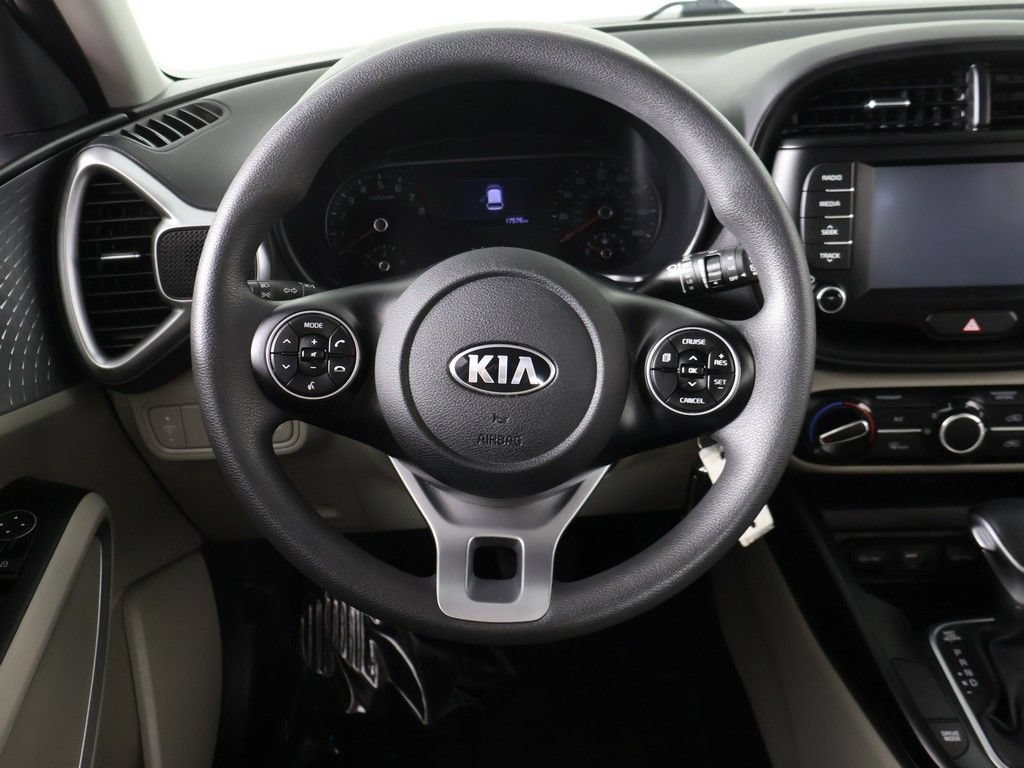 Used 2021 Kia Soul LX FWD image 35