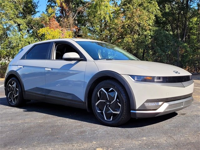 Used 2023 Hyundai Ioniq 5 SEL w/ Cargo Package video 2