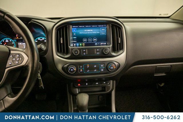 Used 2022 Chevrolet Colorado LT w/ LT Convenience Package image 8