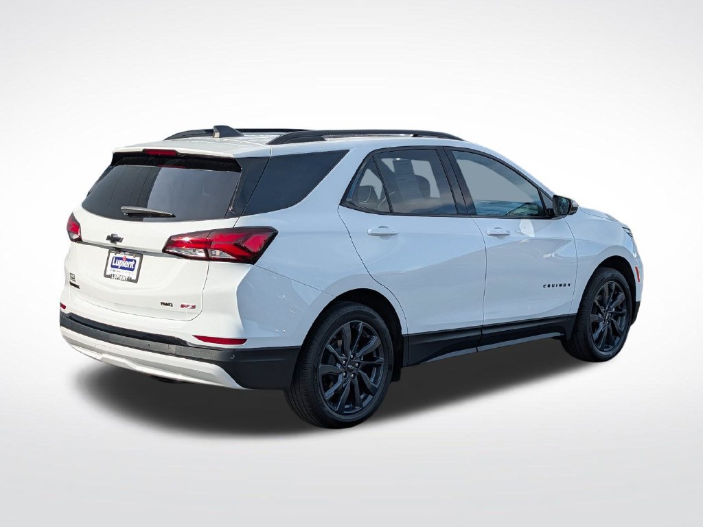 Used 2024 Chevrolet Equinox RS w/ RS Leather Package AWD/4WD image 3