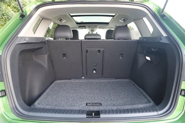 New 2025 Volkswagen Taos SEL image 7