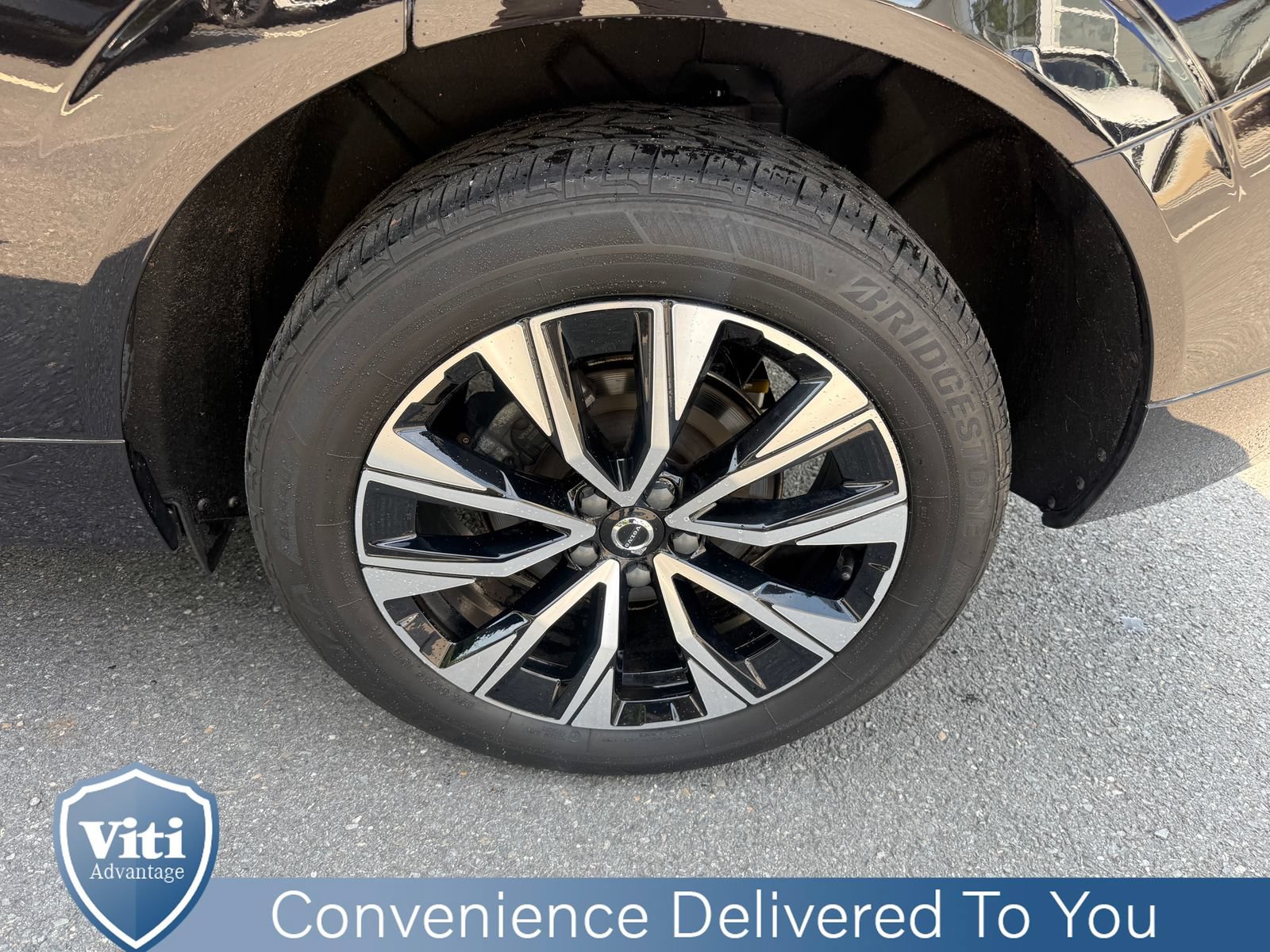 Certified 2023 Volvo XC60 B5 Core w/ Climate Package AWD/4WD image 13