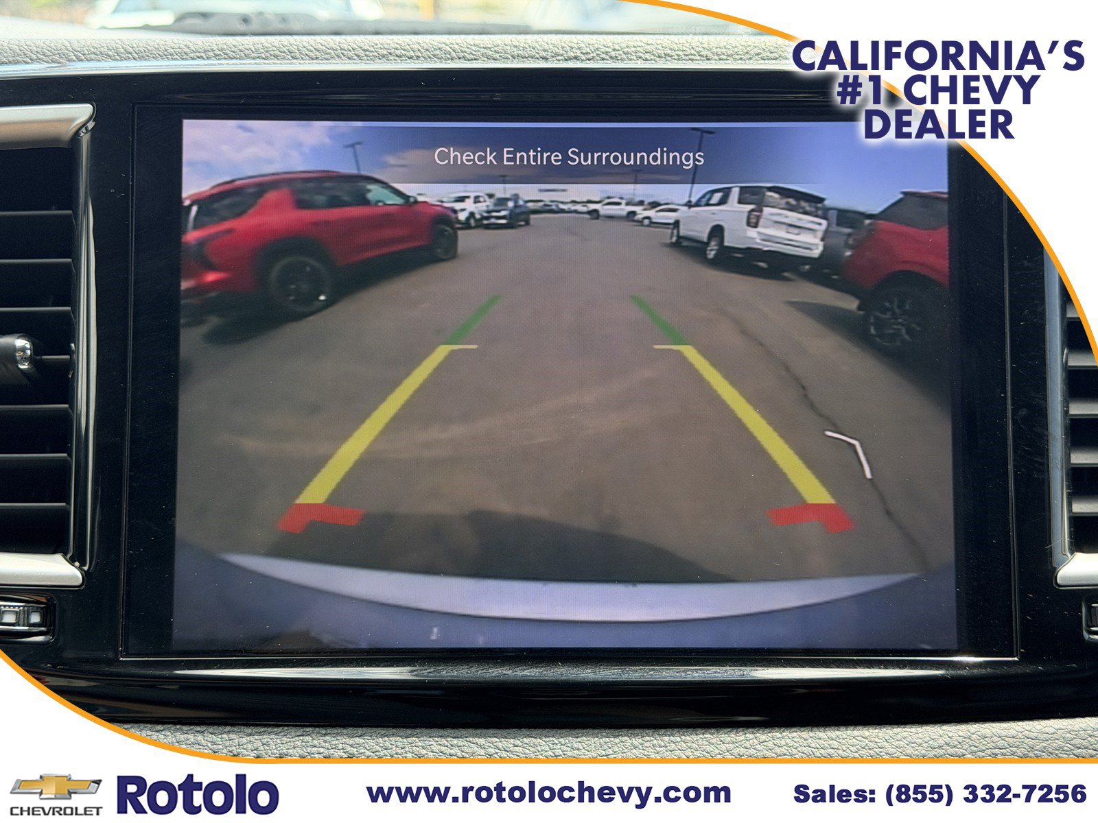 Used 2023 Chrysler Pacifica Touring-L FWD image 23