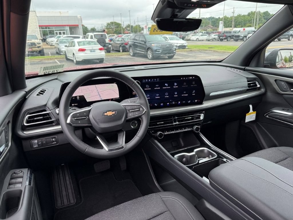 New 2026 Chevrolet Traverse LT w/ Driver Confidence Package FWD image 16