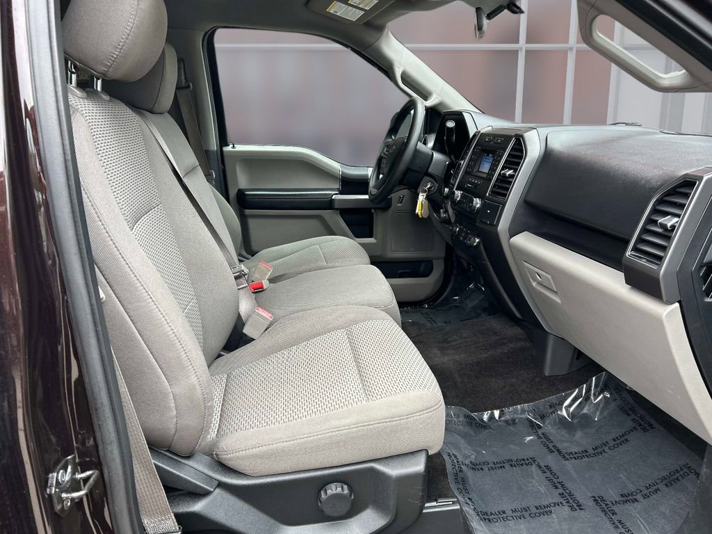 Used 2018 Ford F150 XLT w/ Trailer Tow Package image 16